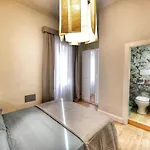 Domus D'angelo Bed & Breakfast