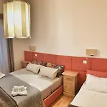 Domus D'angelo Bed & Breakfast