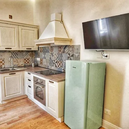 Domus D'angelo Bed & Breakfast 3*