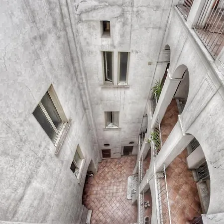 Domus D'angelo Bed & Breakfast 4*