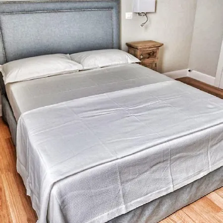 Domus D'angelo Couette-café 3*